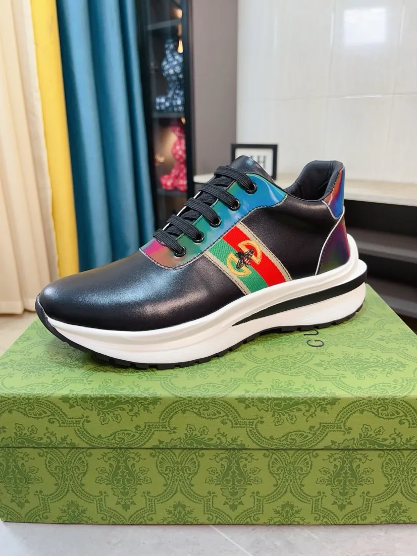 Factory price 420🌹🌹GUCCI [Gucci] New high-end brand of men's shoes, the latest fashionable casual men's shoes, trendy and versatile, relaxed and sporty style, uppers imported from Italy, first-layer cowhide, genuine leather lining and ultra-fine workmanship. Original personalized fashionable rubber wear-resistant outsole, light and comfortable on the foot, size 38-44